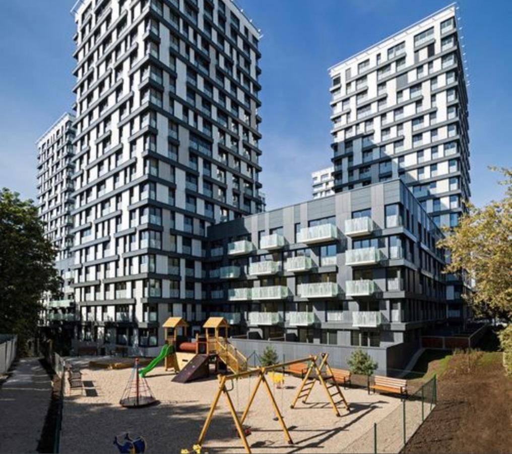Residence Garden Tower - 8 Min Do Centra, Garaz Prague Exterior photo